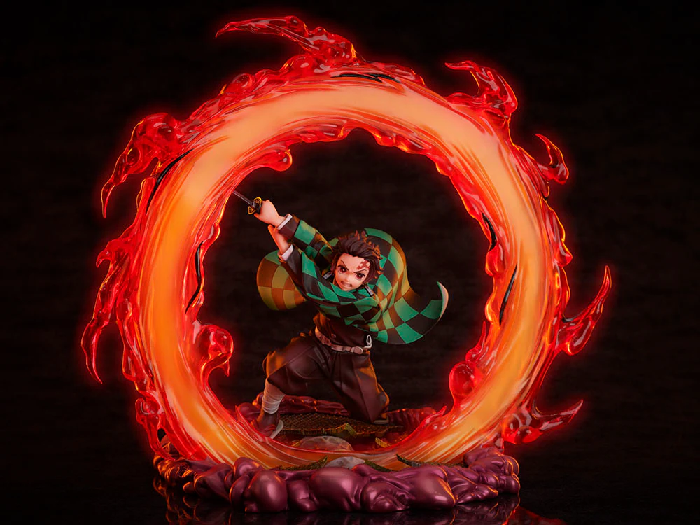Demon Slayer Tanjiro Kamado (Hinokami Kagura Clear Blue) Sky 1/8 Scale Figure - Image 6