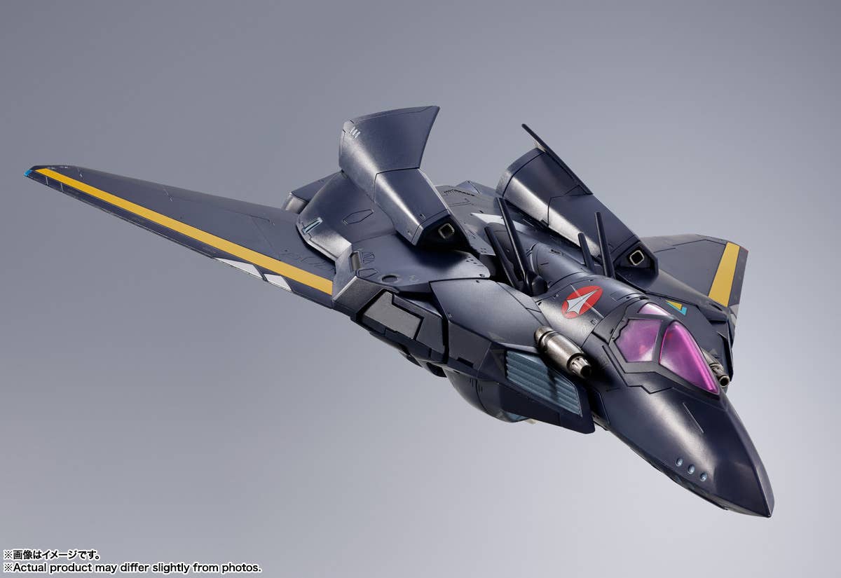 DX Chogokin VF-17S Nightmare Stealth Valkyrie (Gamlin Kizaki's) - Macross 7 - Image 12