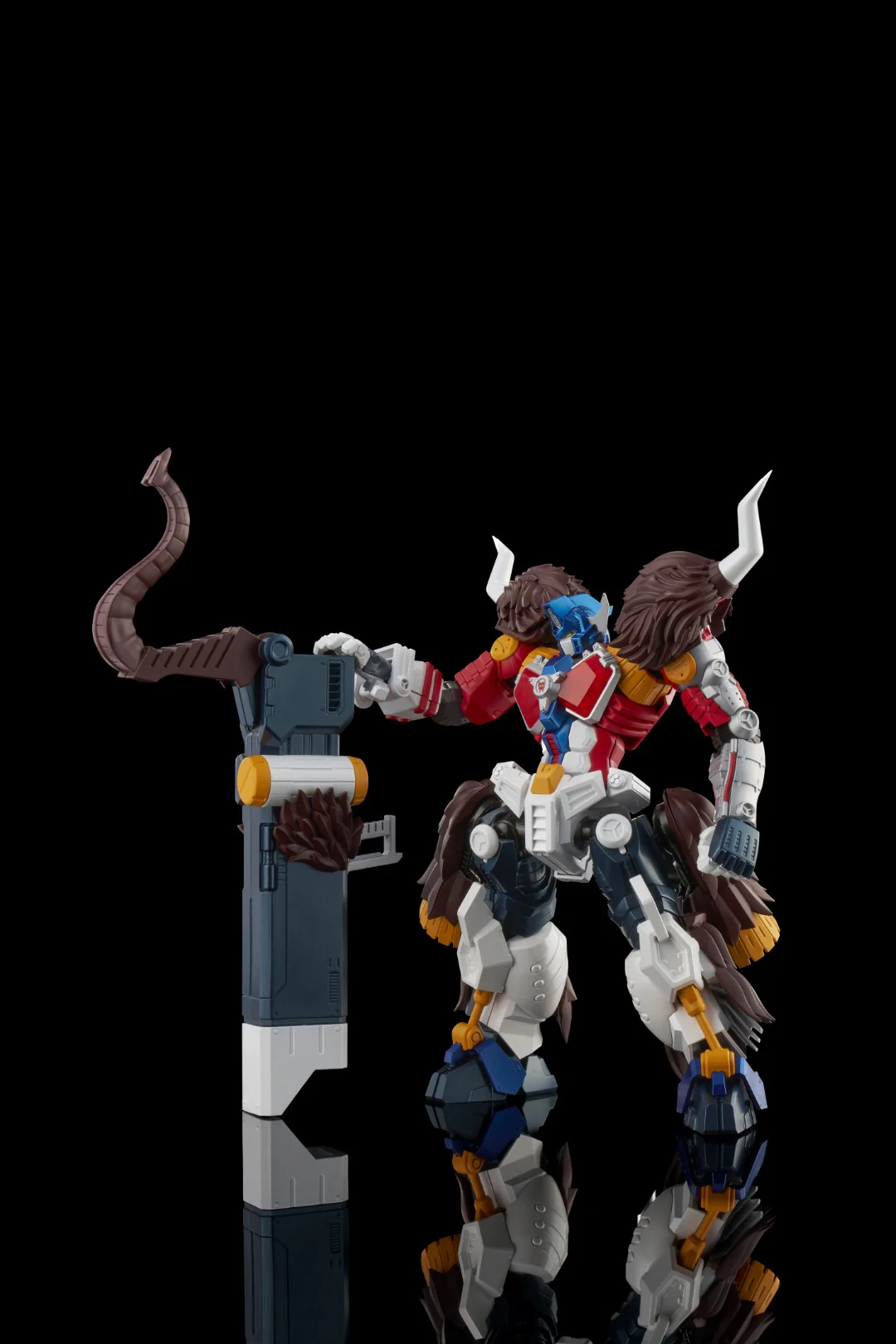 Furai Model Big Convoy - Image 10