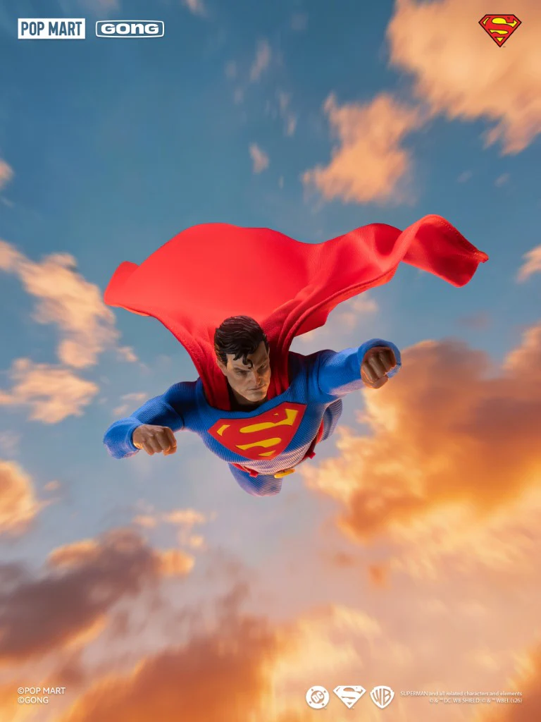 GONG Superman Hush Action Figure - Image 13