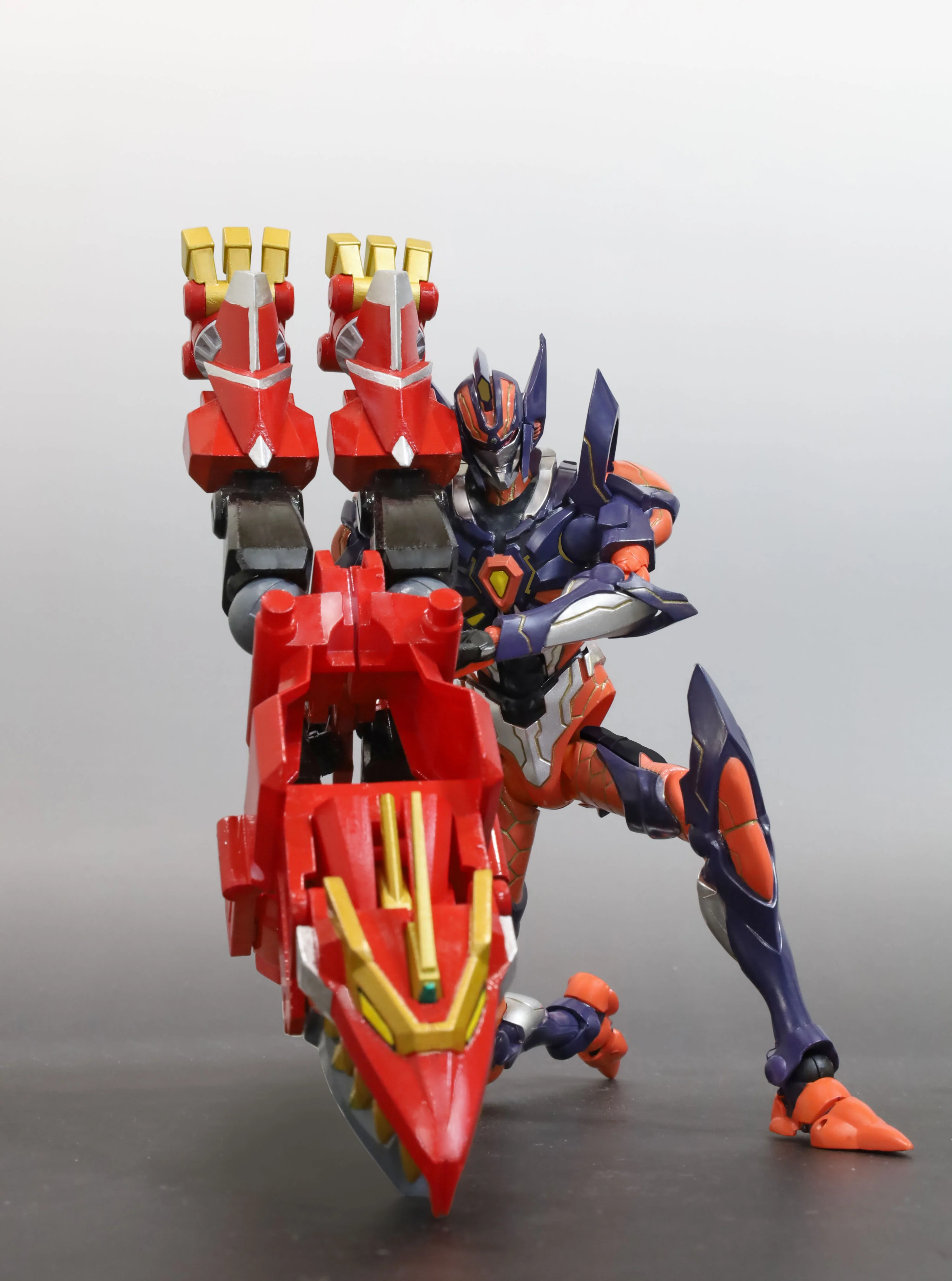 Hero Action Figure Grid Knight - SSSS Dynazenon Version - Image 7