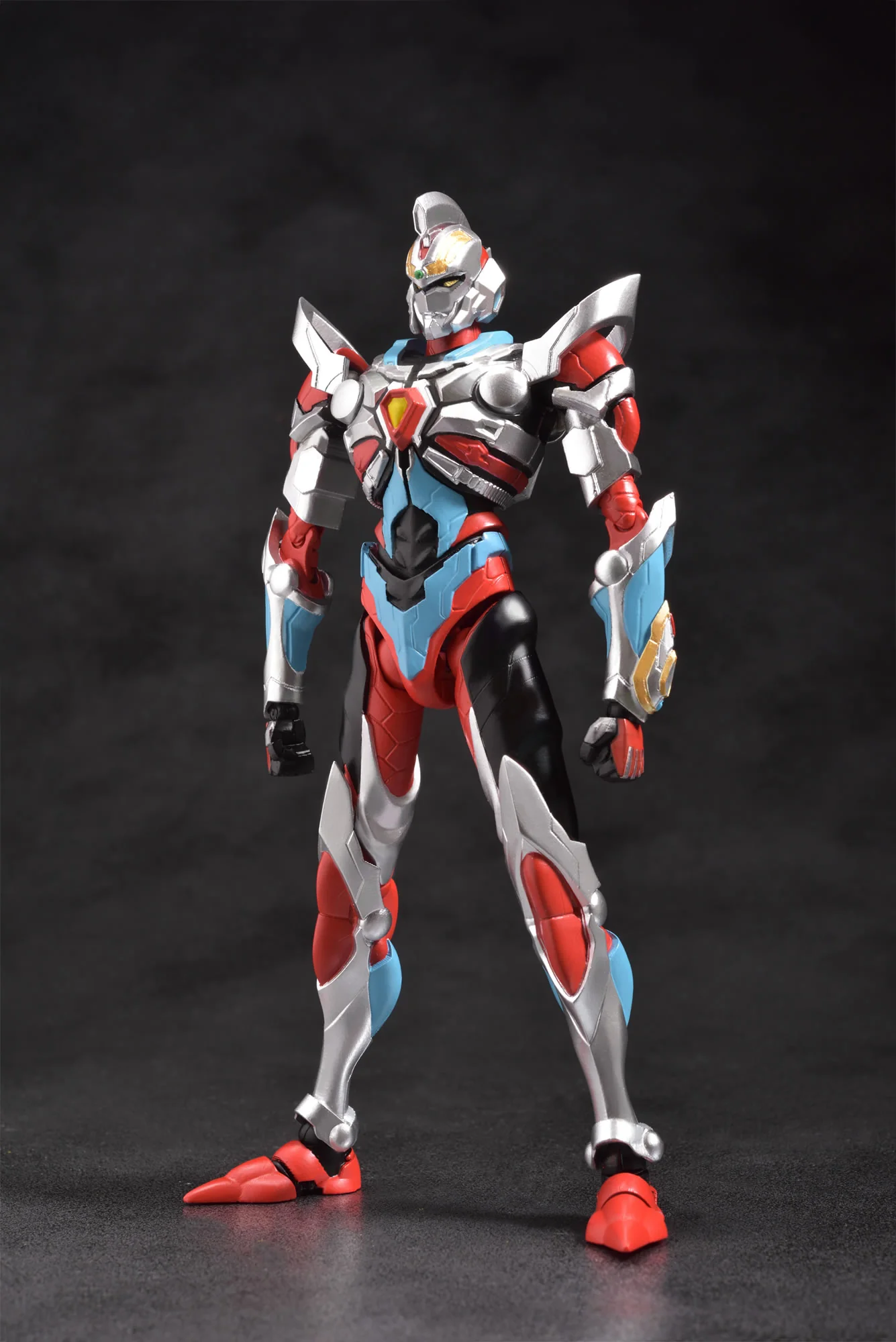Hero Action Figure SSSS Gridman Anime Version - Image 3