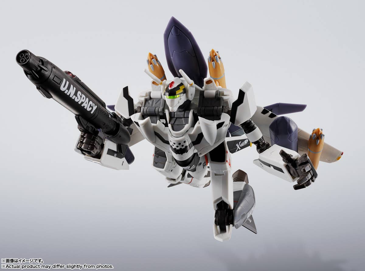 Hi-Metal R VF-0S Phoenix (Roy Focker Use) + QF-2200D-B Ghost - Image 4
