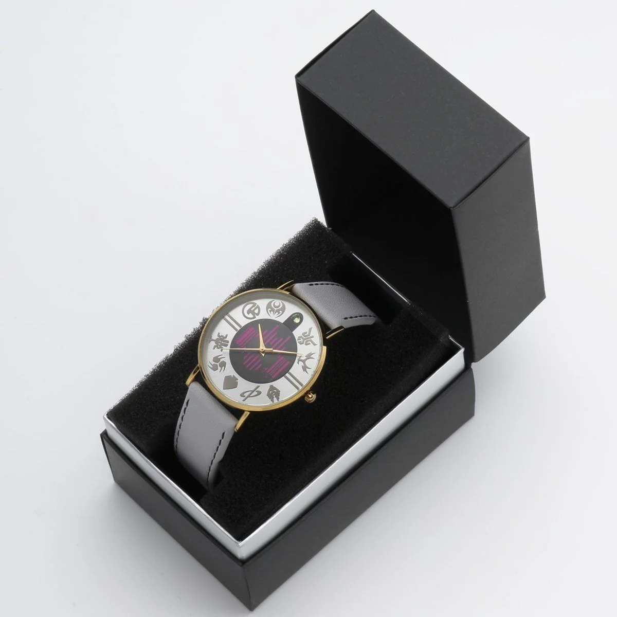 Kamen Rider Decade Women's Watch - Image 4