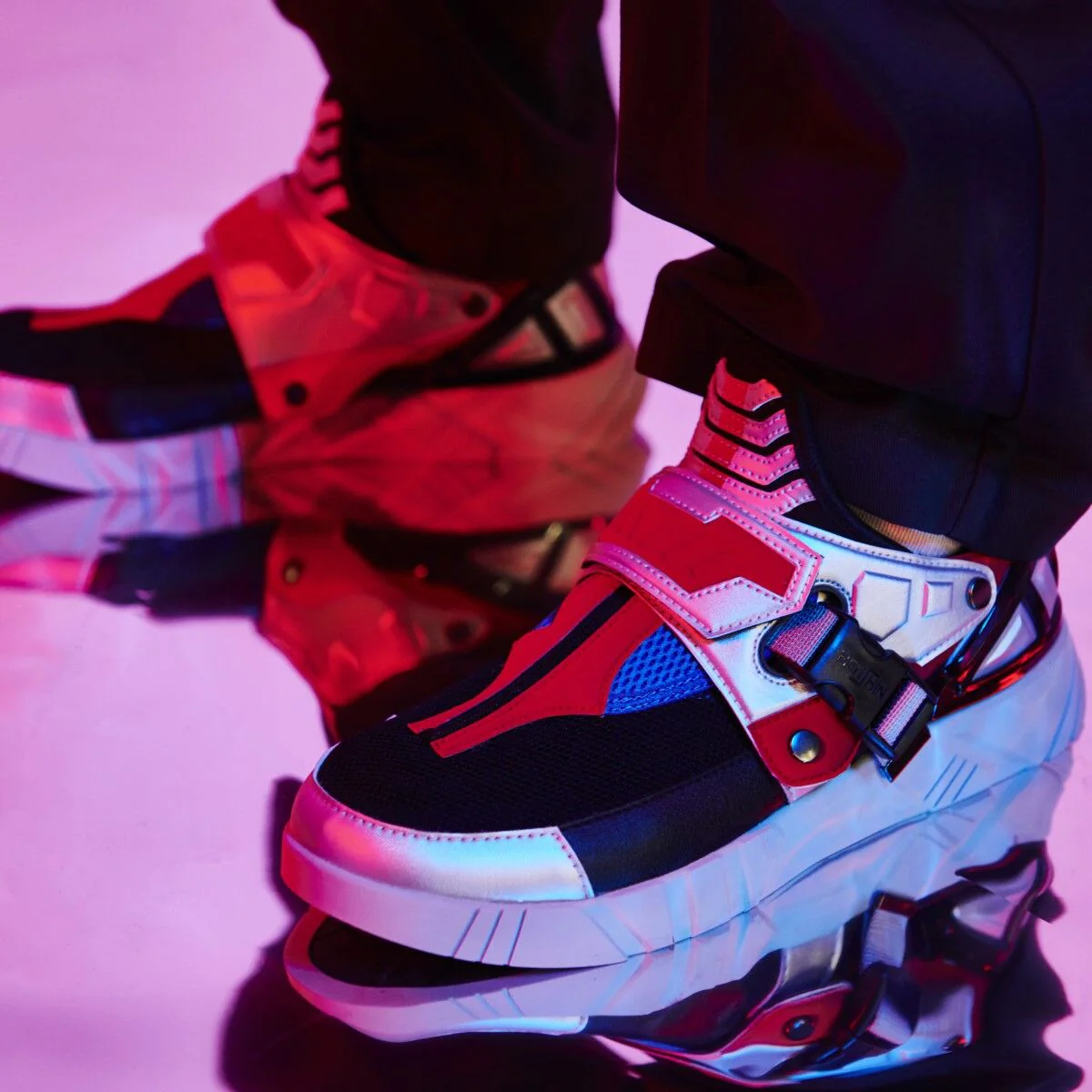 Kamen Rider Kabuto Sneakers - Henshin by Kamen Rider - Image 8