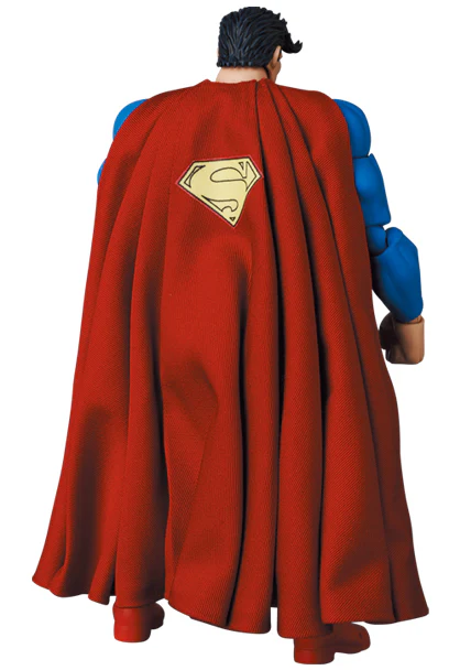 MAFEX Superman (The Dark Knight Returns) - Image 7