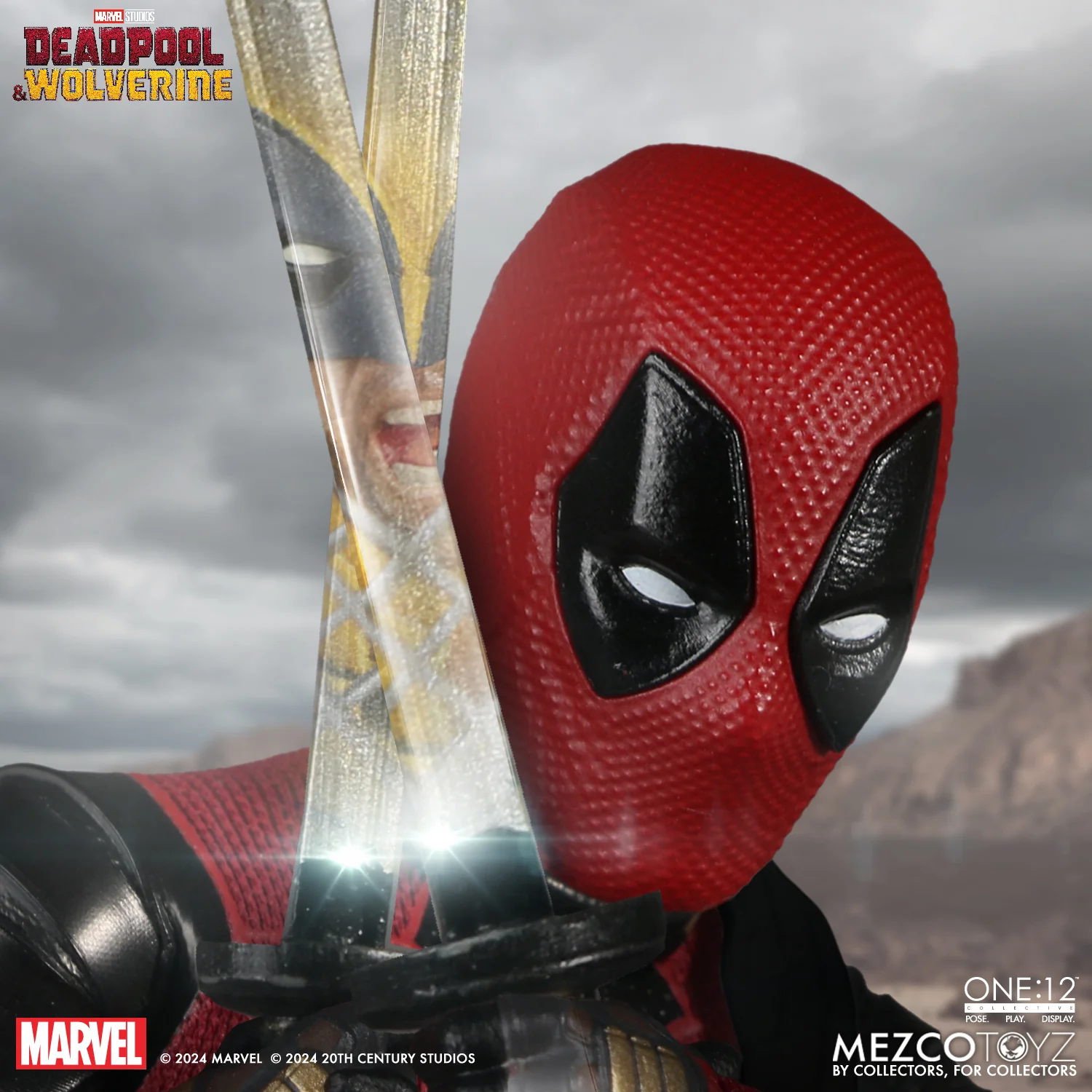 Mezco One:12 Collective Deadpool DLX Action Figure - Deadpool & Wolverine - Image 9