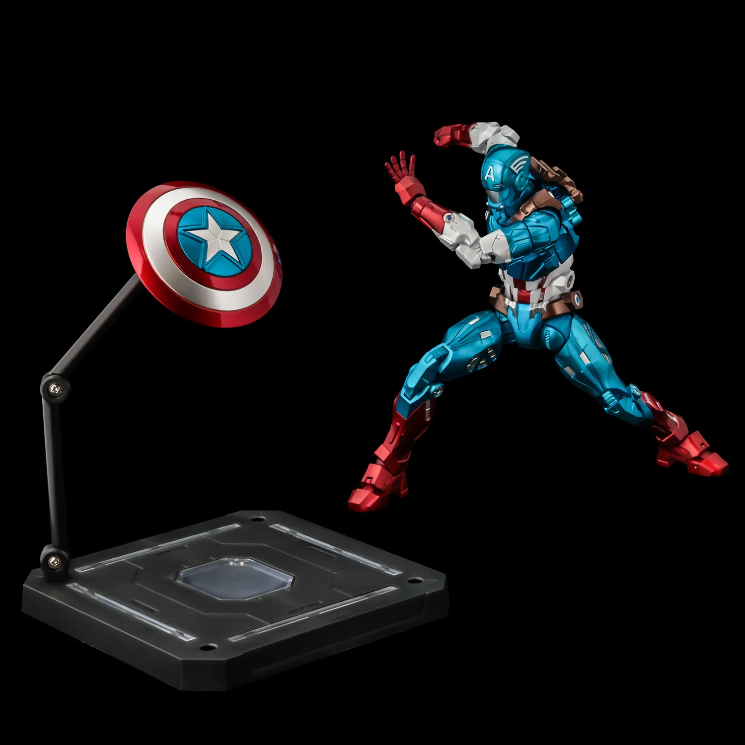 Fighting Armor Captain America - Image 7