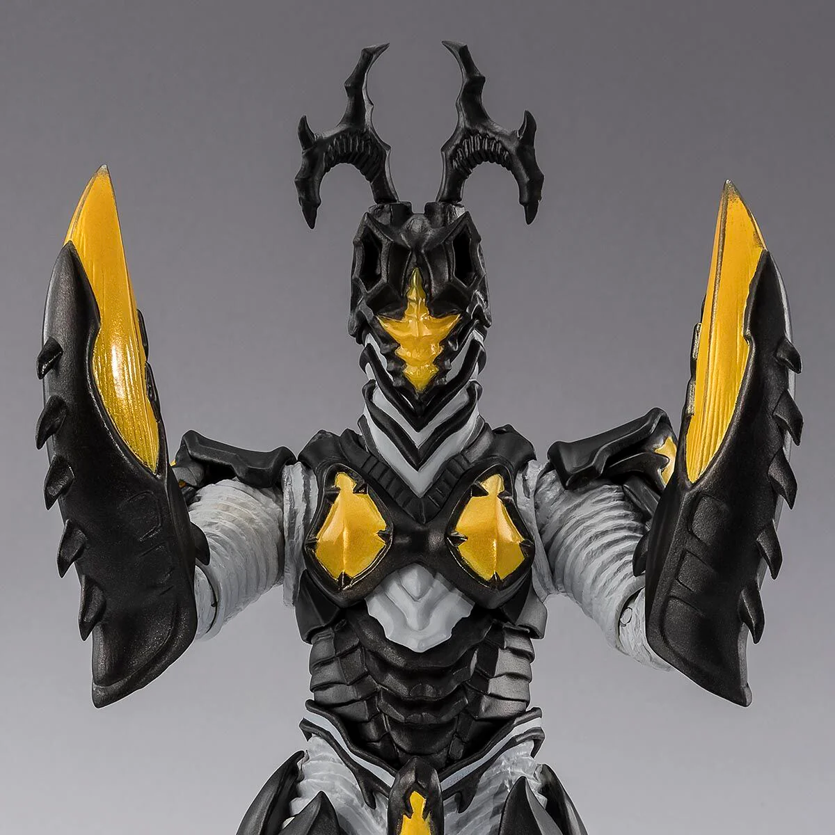 SH Figuarts Hyper Zetton (Imago)