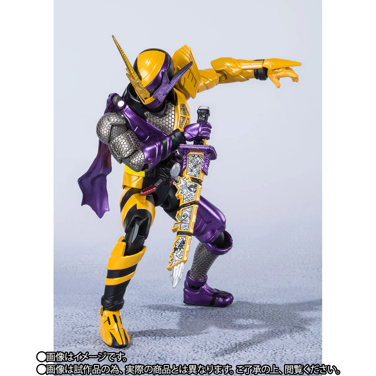SH Figuarts Kamen Rider Build Ninnin Comic Form - Image 4