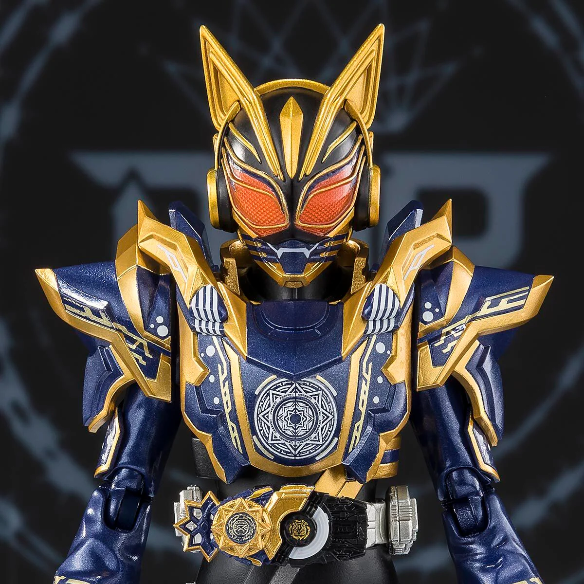 SH Figuarts Kamen Rider Nago Fantasy Form