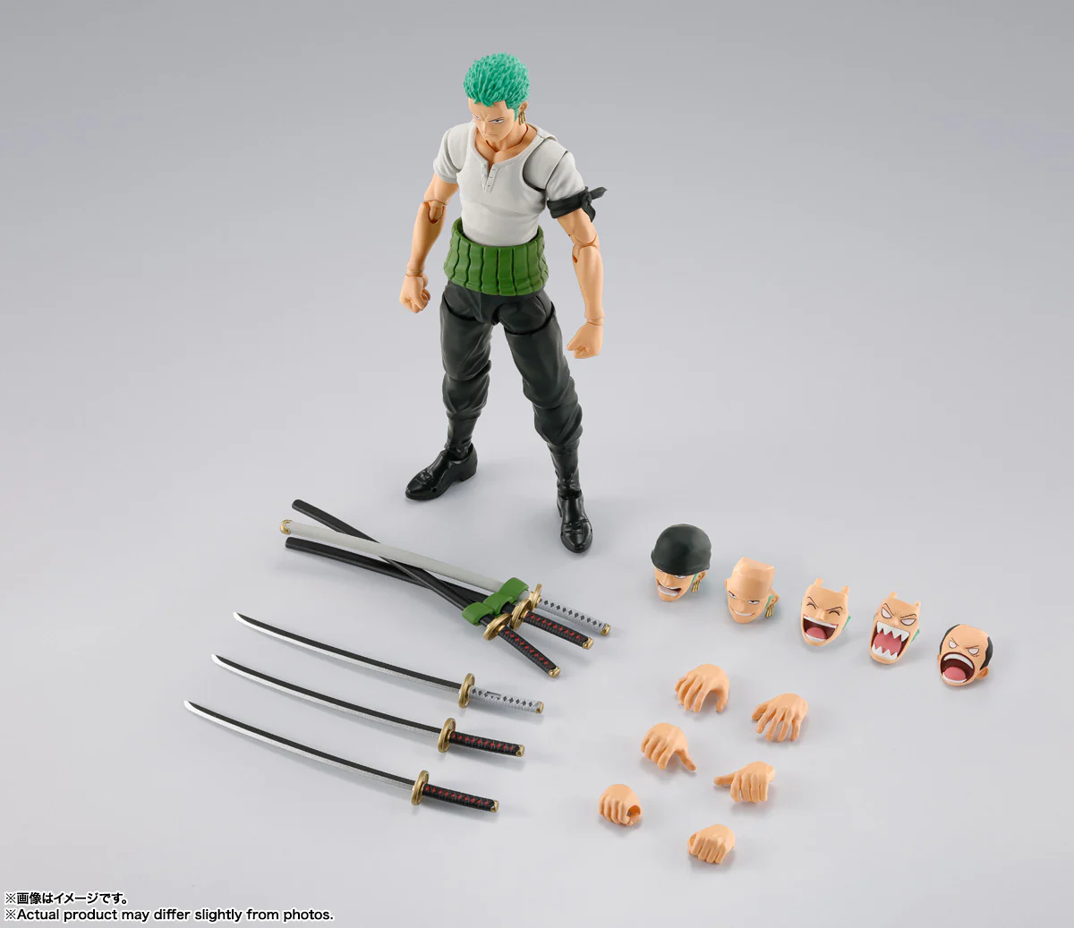SH Figuarts Roronoa Zoro -Romance Dawn- - Image 9