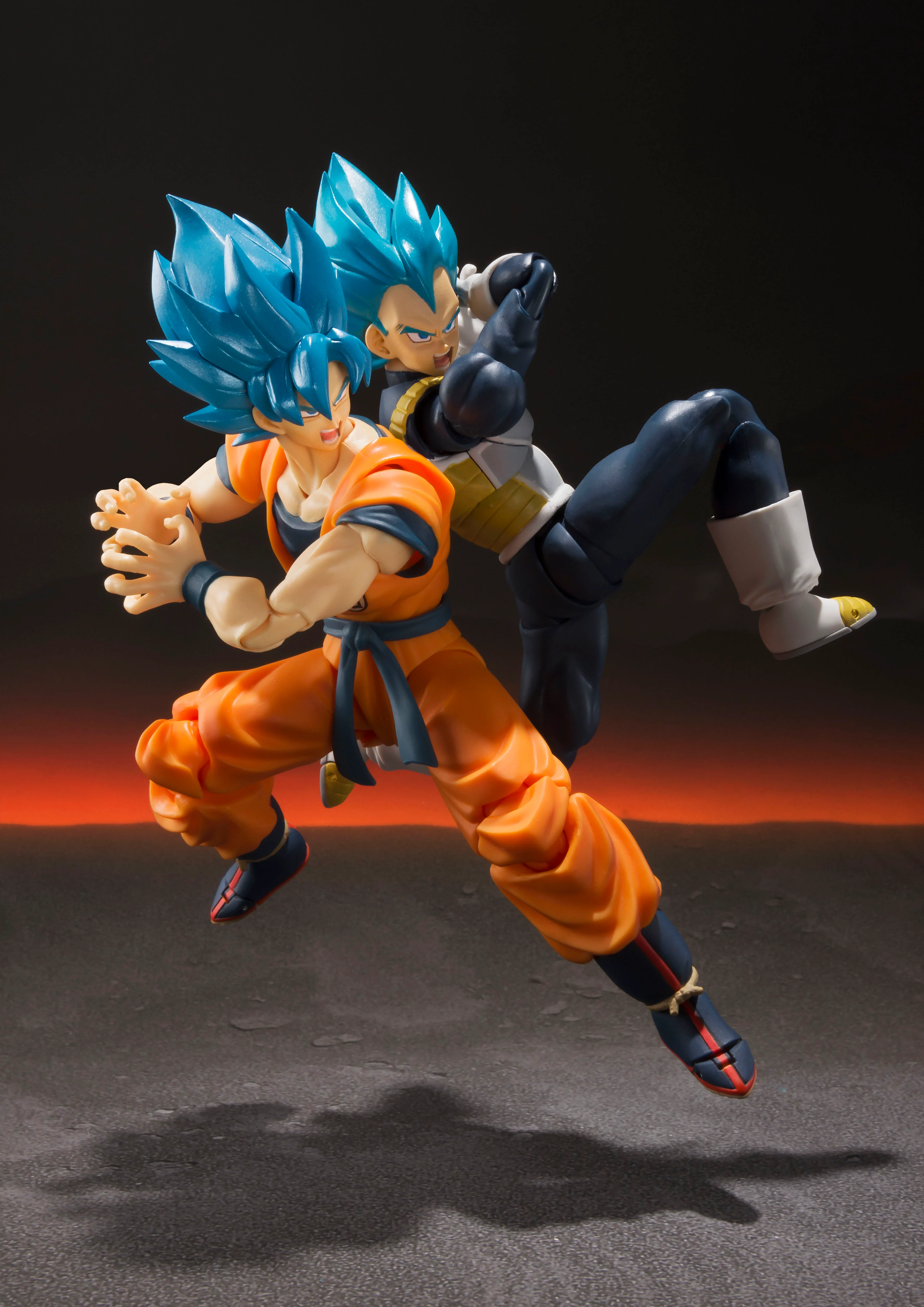 SH Figuarts Super Saiyan God Super Saiyan Goku Super (Reissue) - Image 6