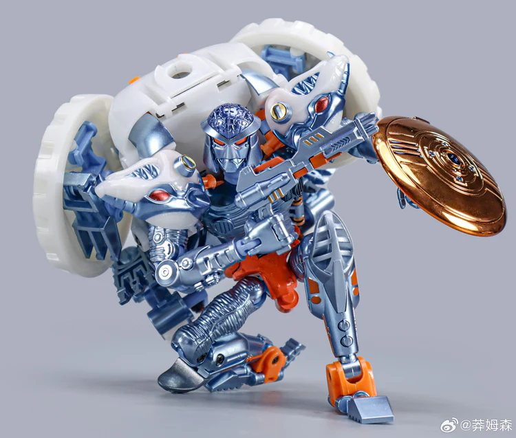 TransArt BWM-07G Platinum Rat - Image 3
