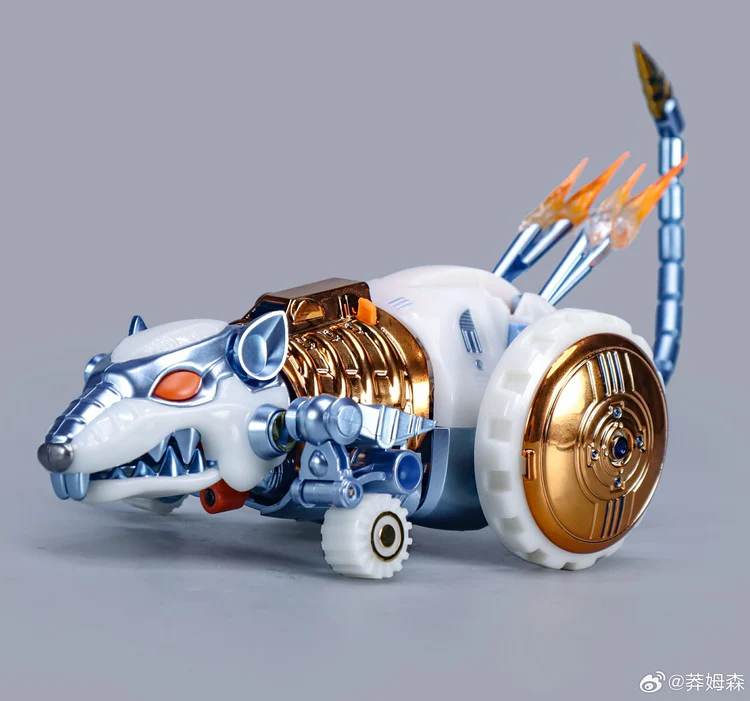 TransArt BWM-07G Platinum Rat - Image 5