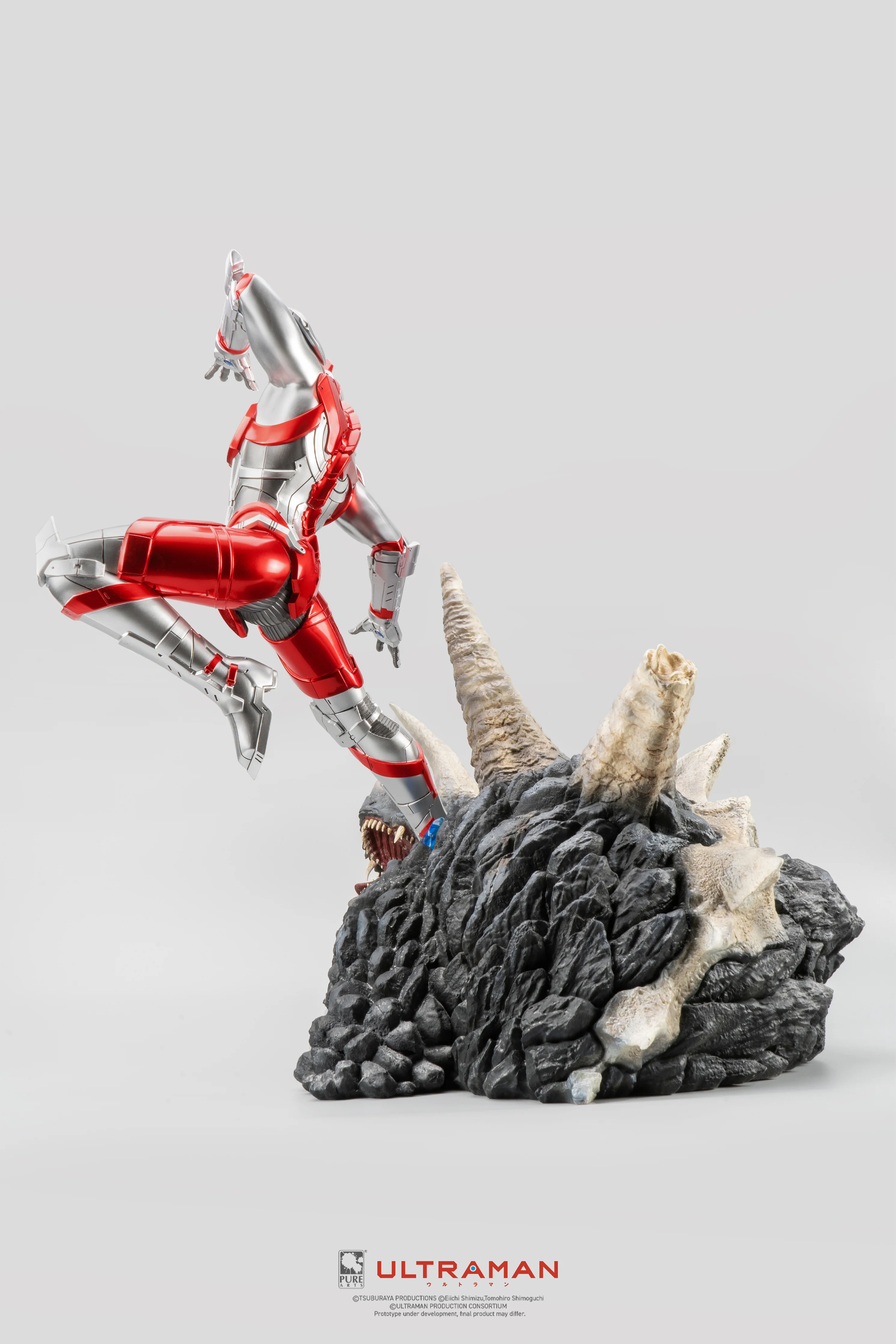 Ultraman Vs Black King 1/4 Scale Statue - Standard Edition - Image 4