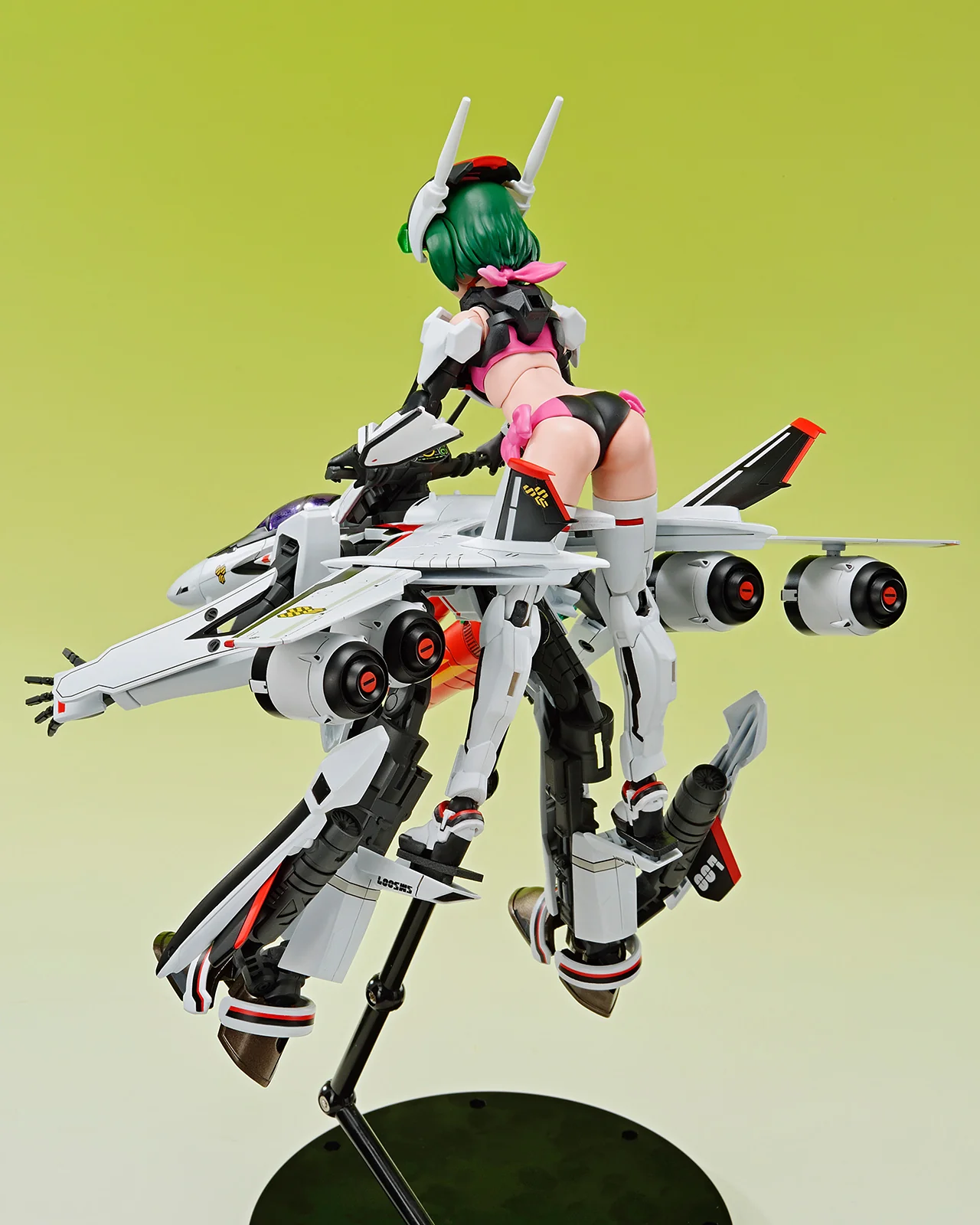 V.F.G. VF-25F Messiah Ranka Lee Model Kit - Image 9